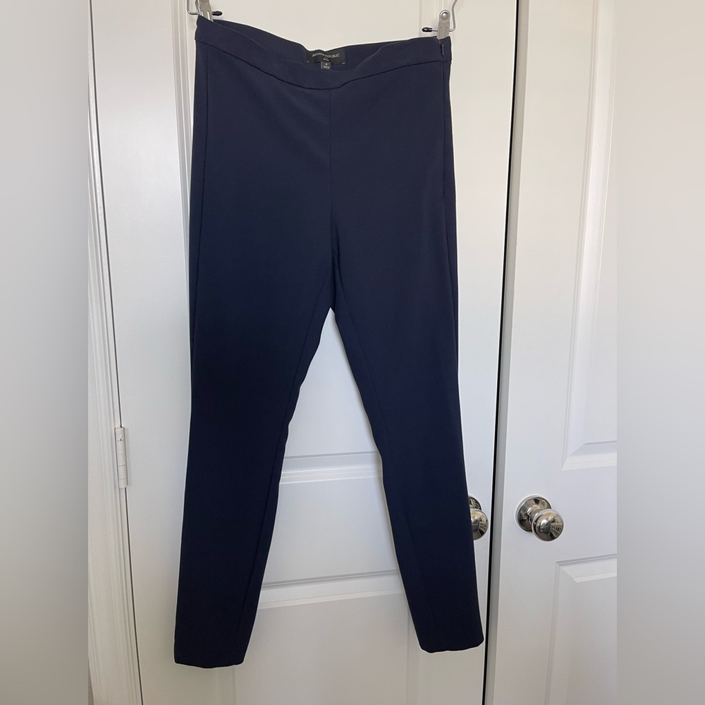 Banana Republic Devon High Rise skinny Ankle Pants in Navy